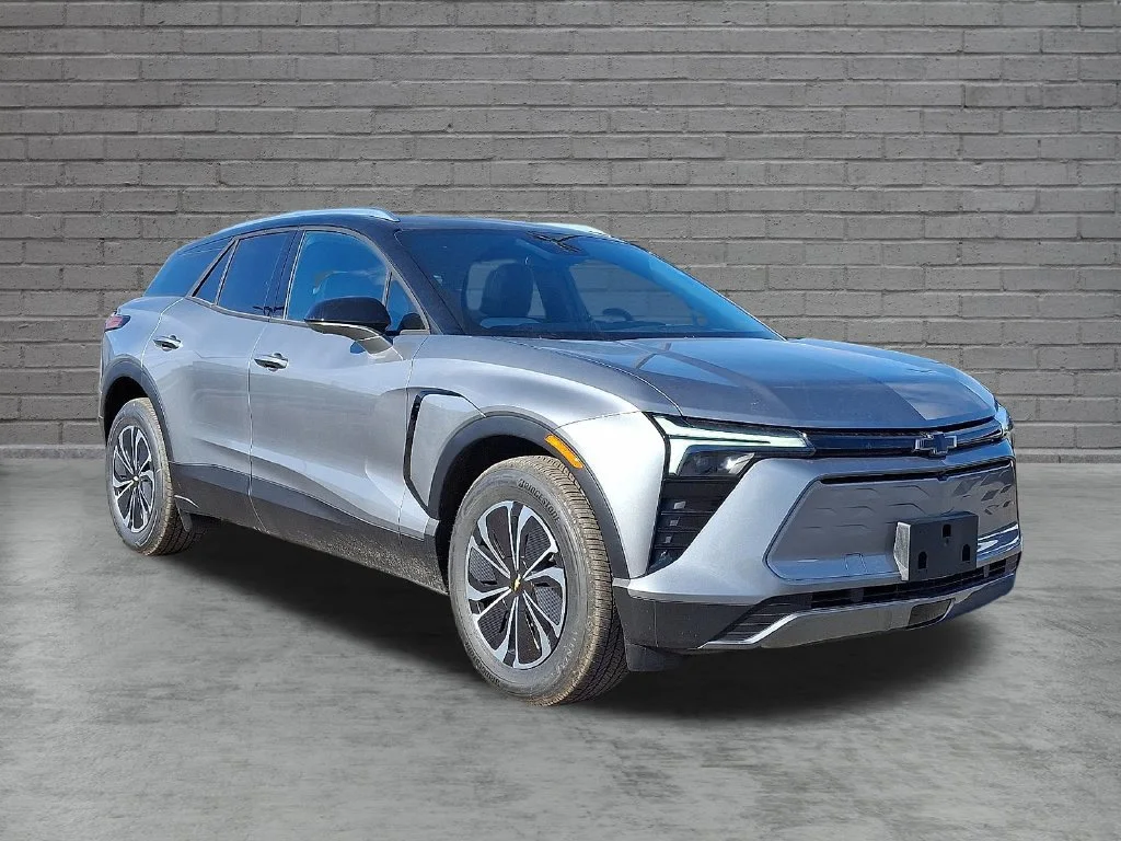 New 2025 Sterling Gray Metallic Chevrolet LT image 1