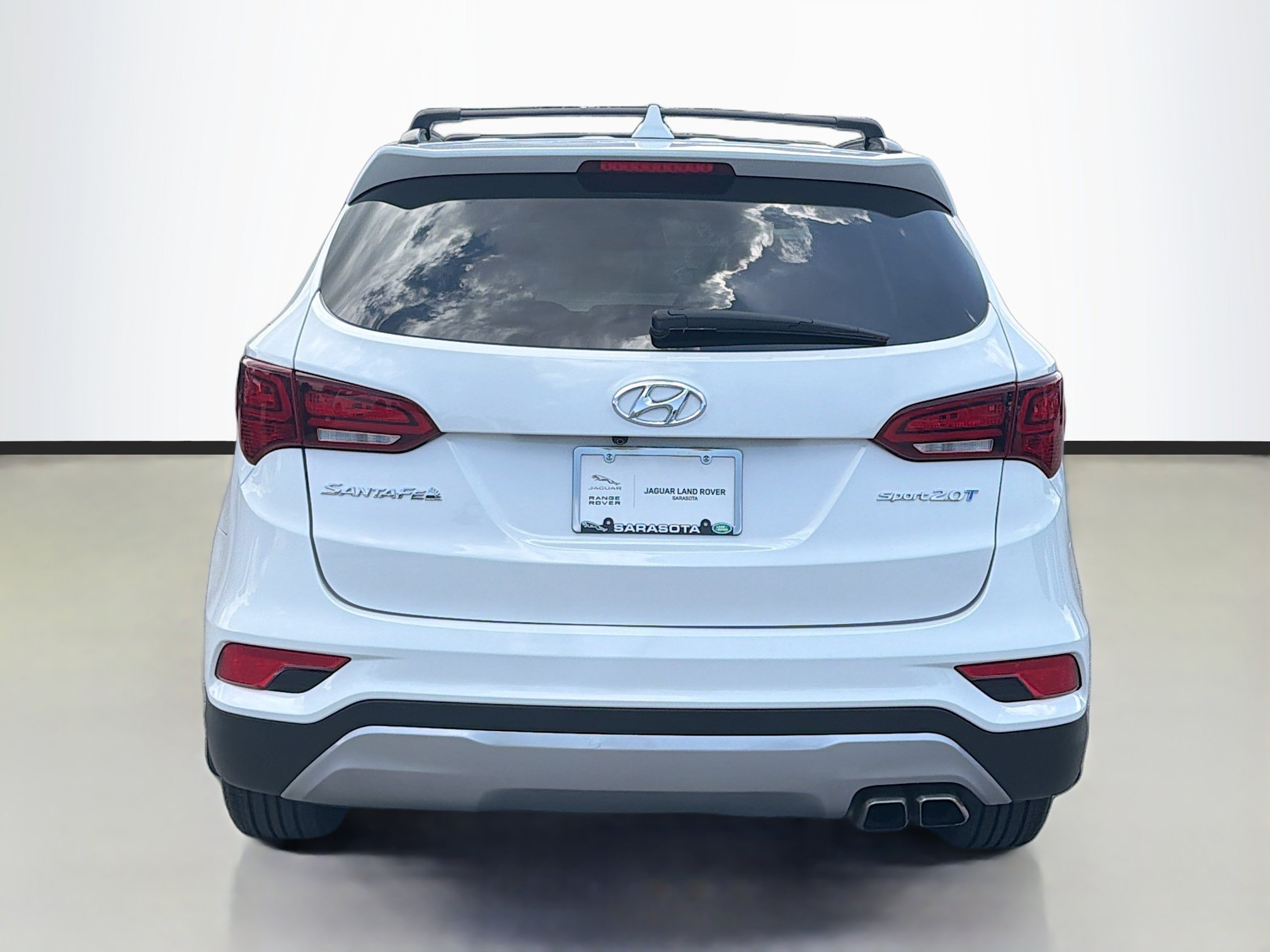 Used 2018 Pearl White Hyundai 2.0T image 4