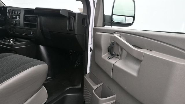 Used 2025 White GMC Work Van image 16