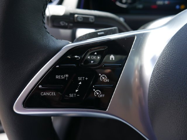 New 2026 Cirrus Silver Metallic Mercedes-Benz GLB 250 image 33