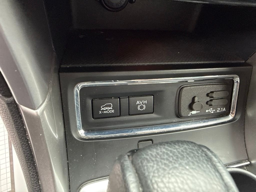 Used 2020 Gray Subaru Limited image 29