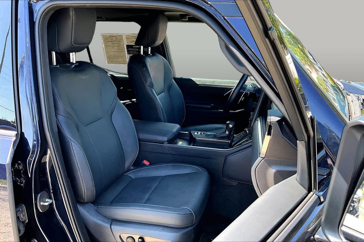 Used 2025 Nightfall Mica Lexus Premium+ image 9