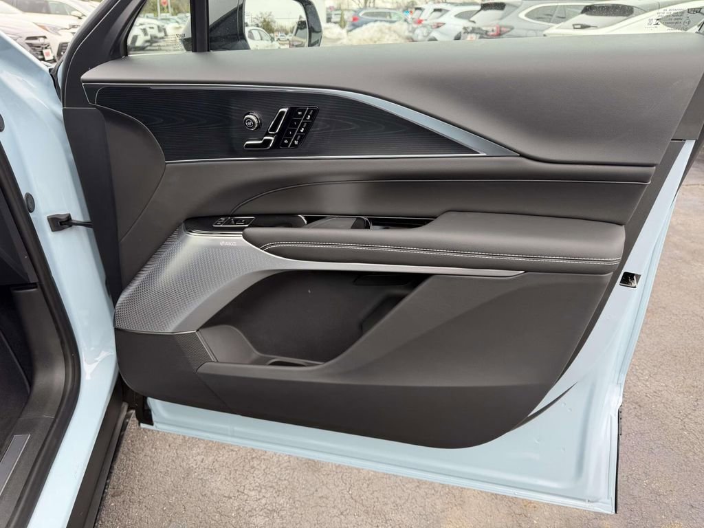 2026 Cadillac LYRIQ Premium Sport - Photo 8