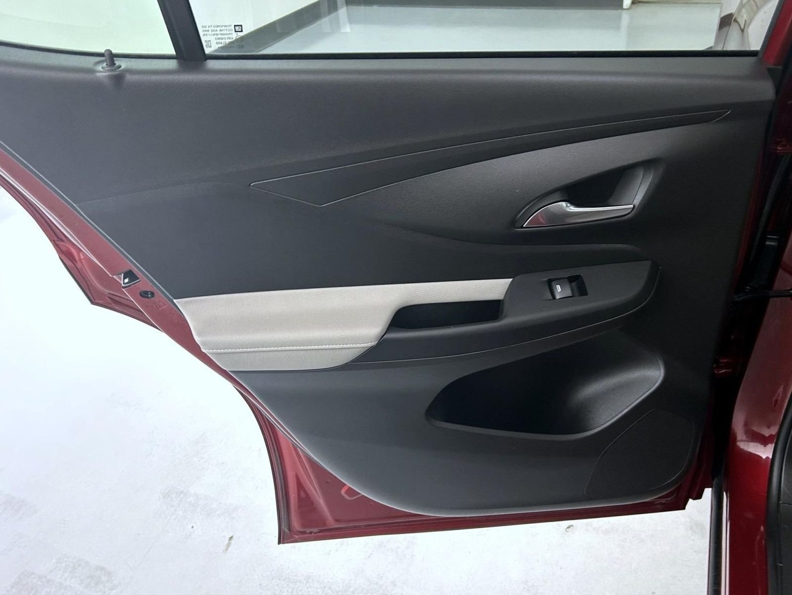 Used 2024 Red Buick Avenir image 20