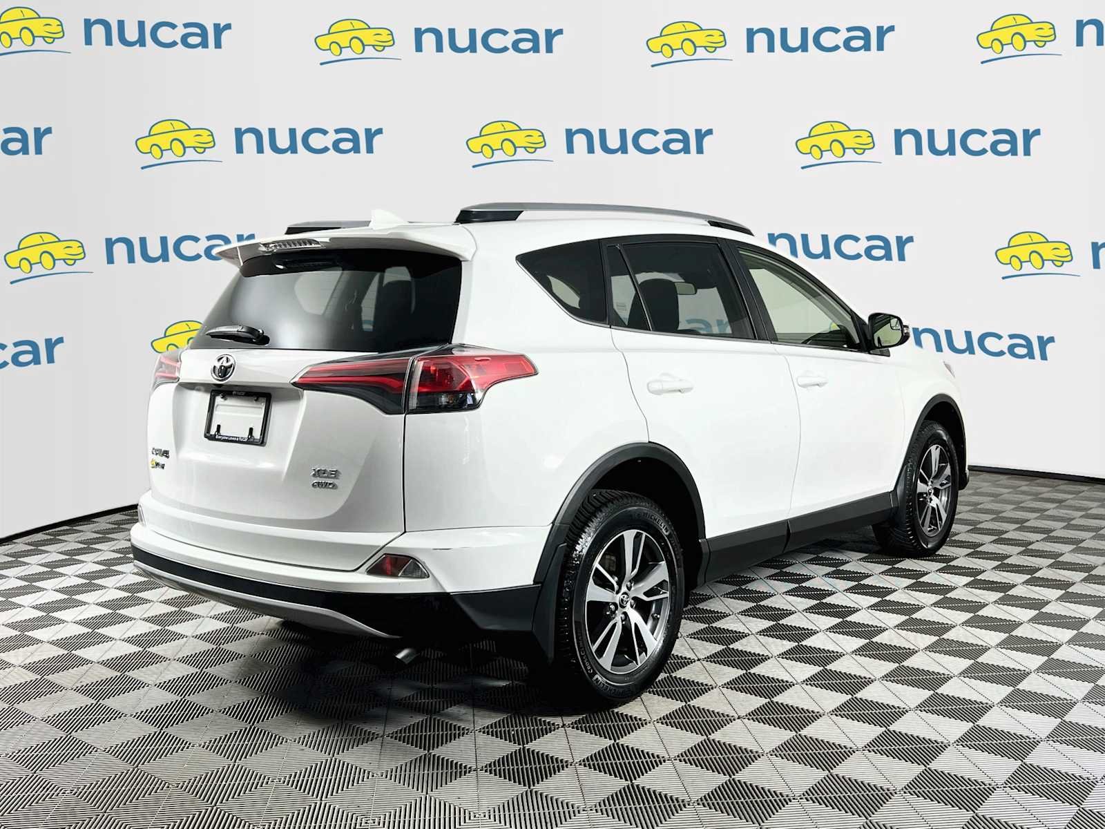 Used 2017 Super White Toyota XLE image 7