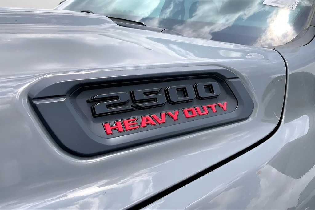 New 2026 Ceramic Gray Clearcoat RAM Tradesman image 15