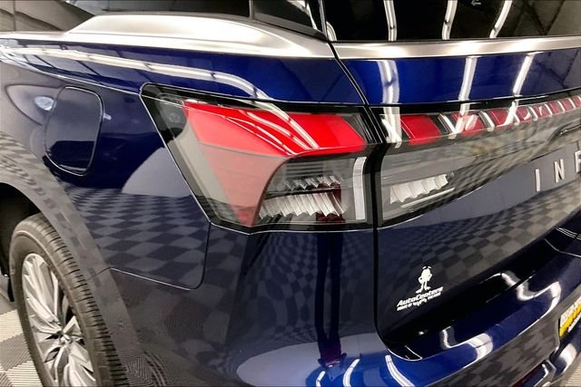 2025 INFINITI QX80 Sensory 4WD - Photo 37