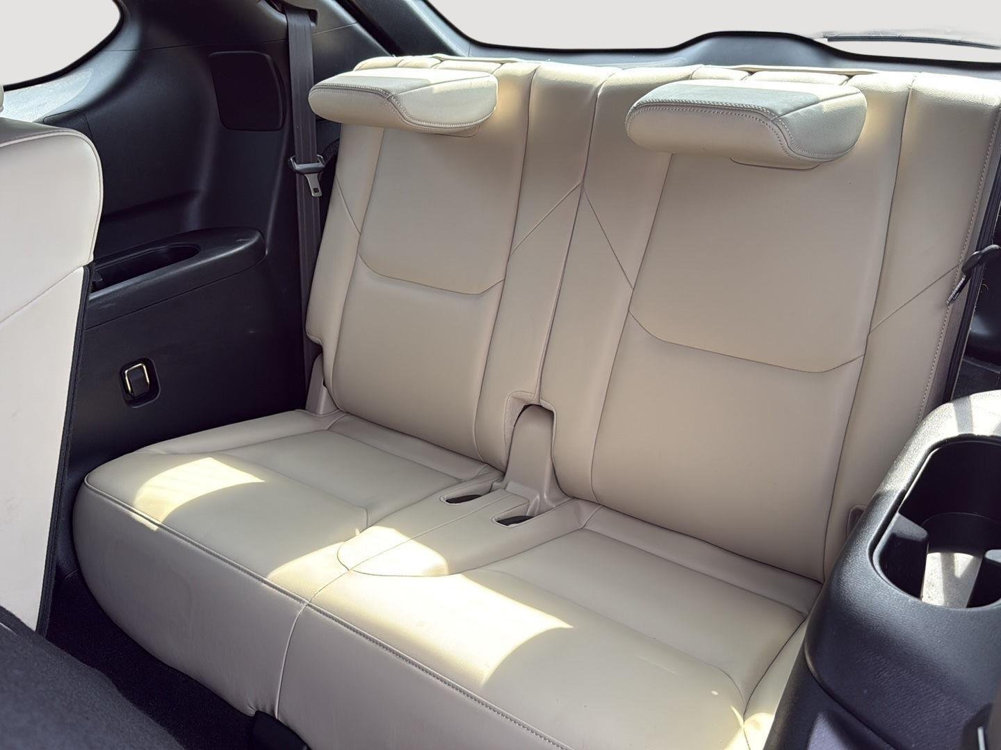 Used 2018 Titanium Flash Mica Mazda Grand Touring image 18