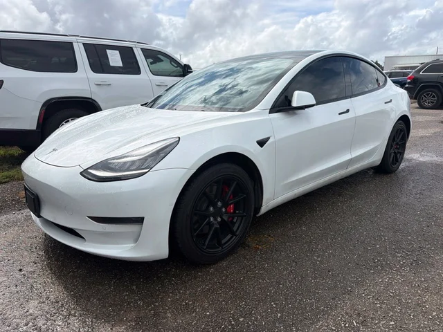 2021 Tesla Model 3 Standard Range Plus