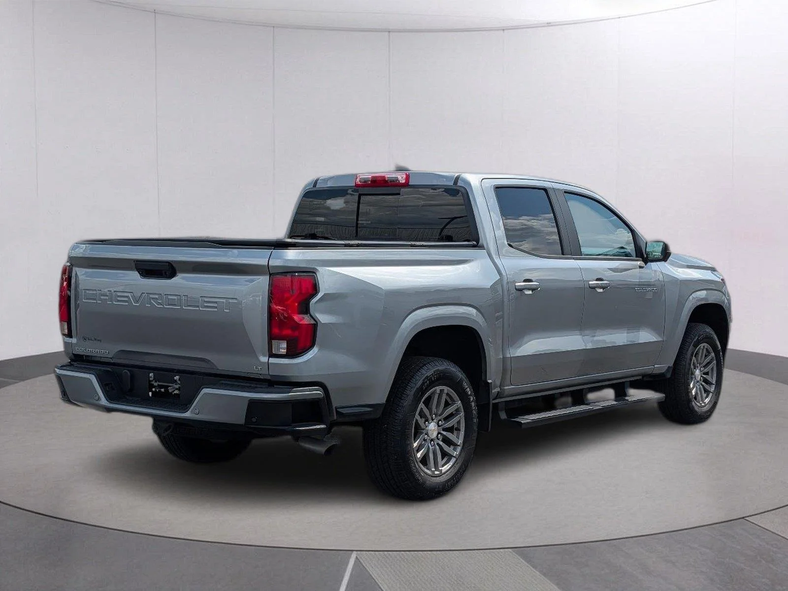 Used 2024 Sterling Gray Metallic Chevrolet 2WD LT image 8