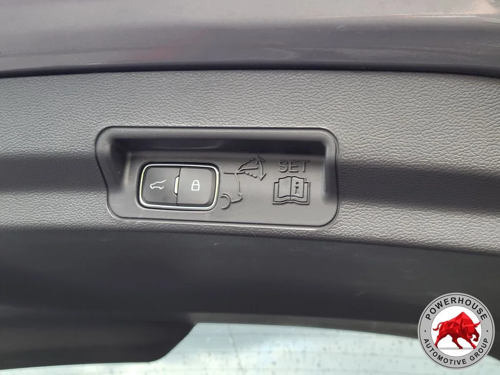 Used 2023 Gray Ford XLT image 14
