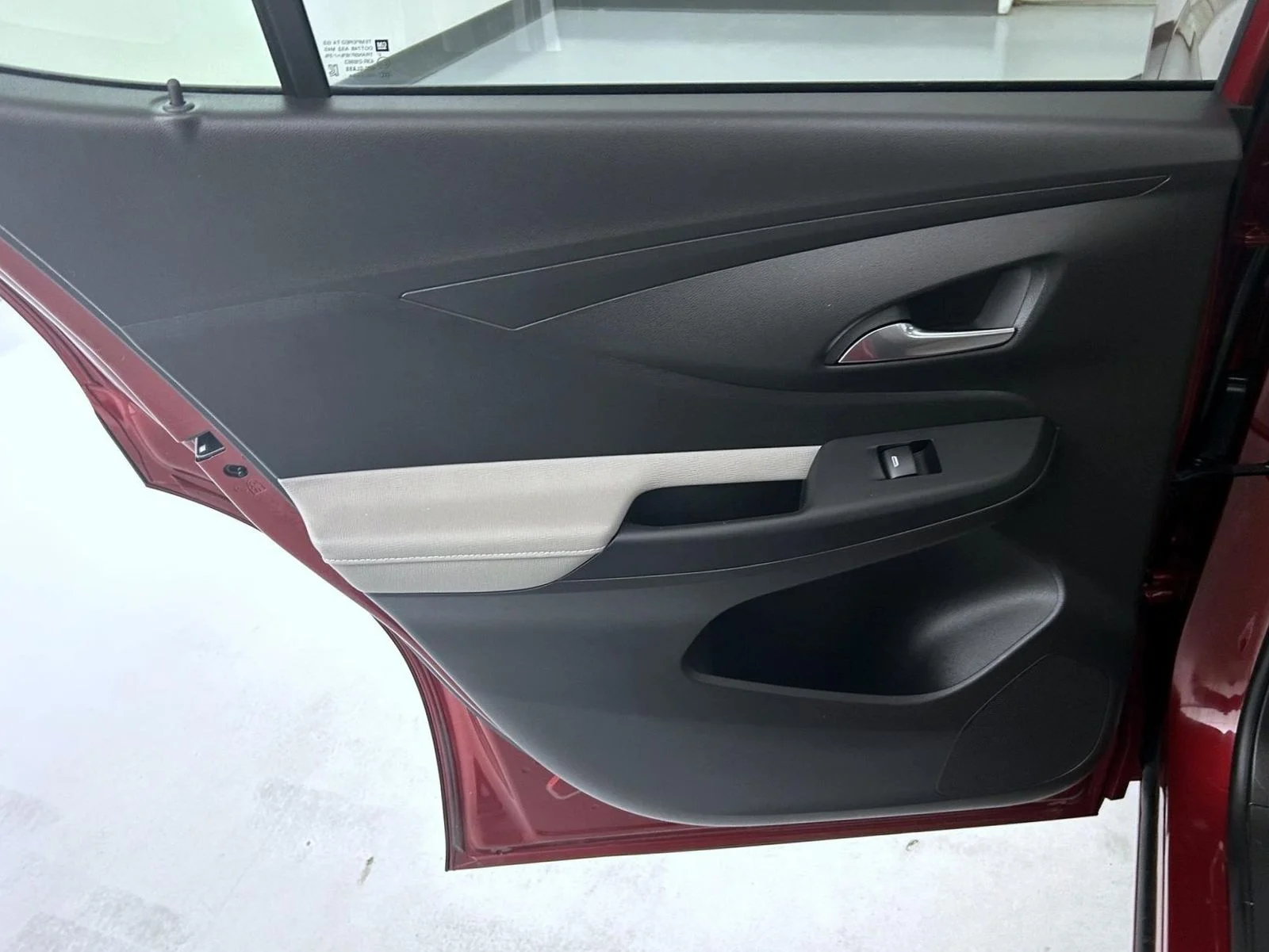 Used 2024 Red Buick Avenir image 20