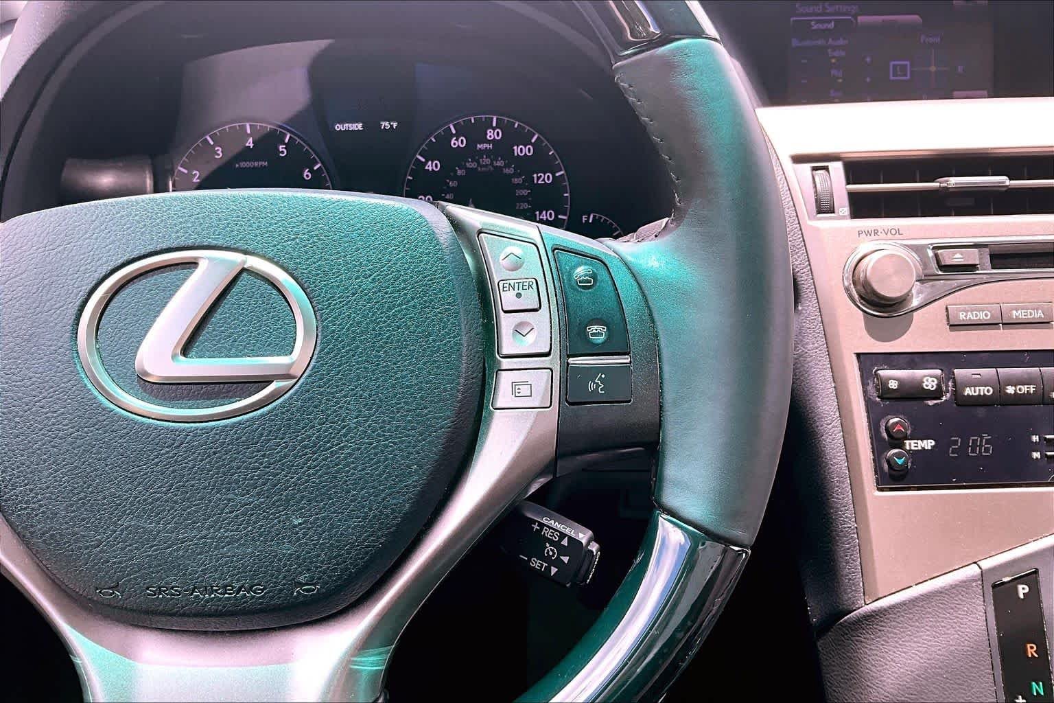 Used 2013 Silver Lining Metallic Lexus  image 24