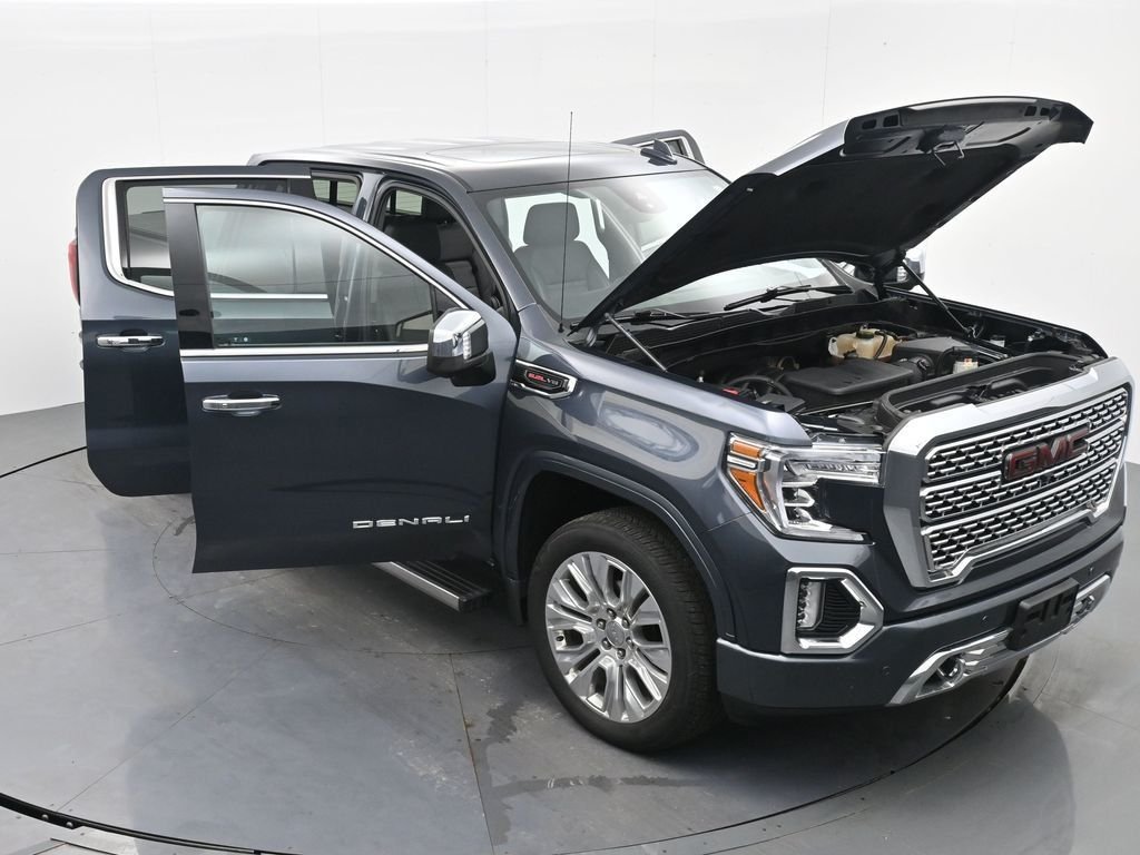 Used 2022 Blue GMC Denali image 37