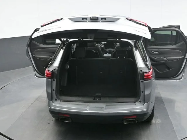 Used 2023 Gray Chevrolet Premier image 27