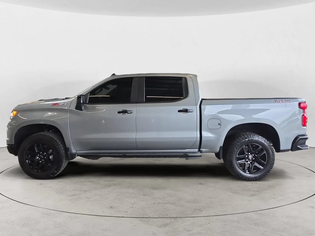Used 2024 Sterling Gray Metallic Chevrolet LT Trail Boss image 8