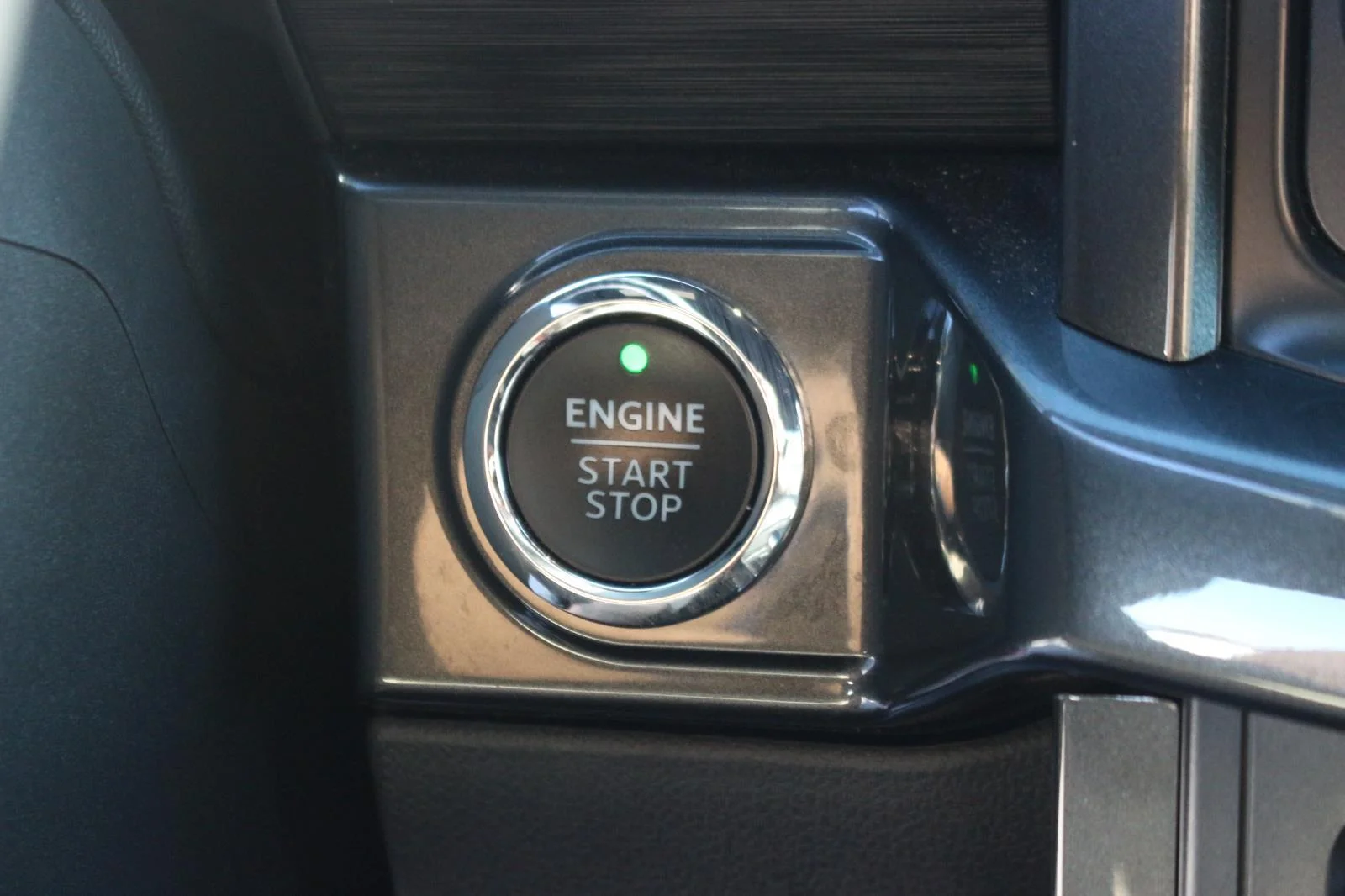 Used 2021 Red Ford XL image 32