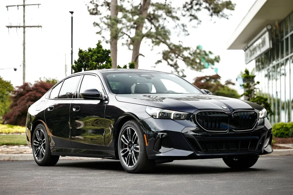 2027 BMW 5 Series 530i xDrive Sedan's photo