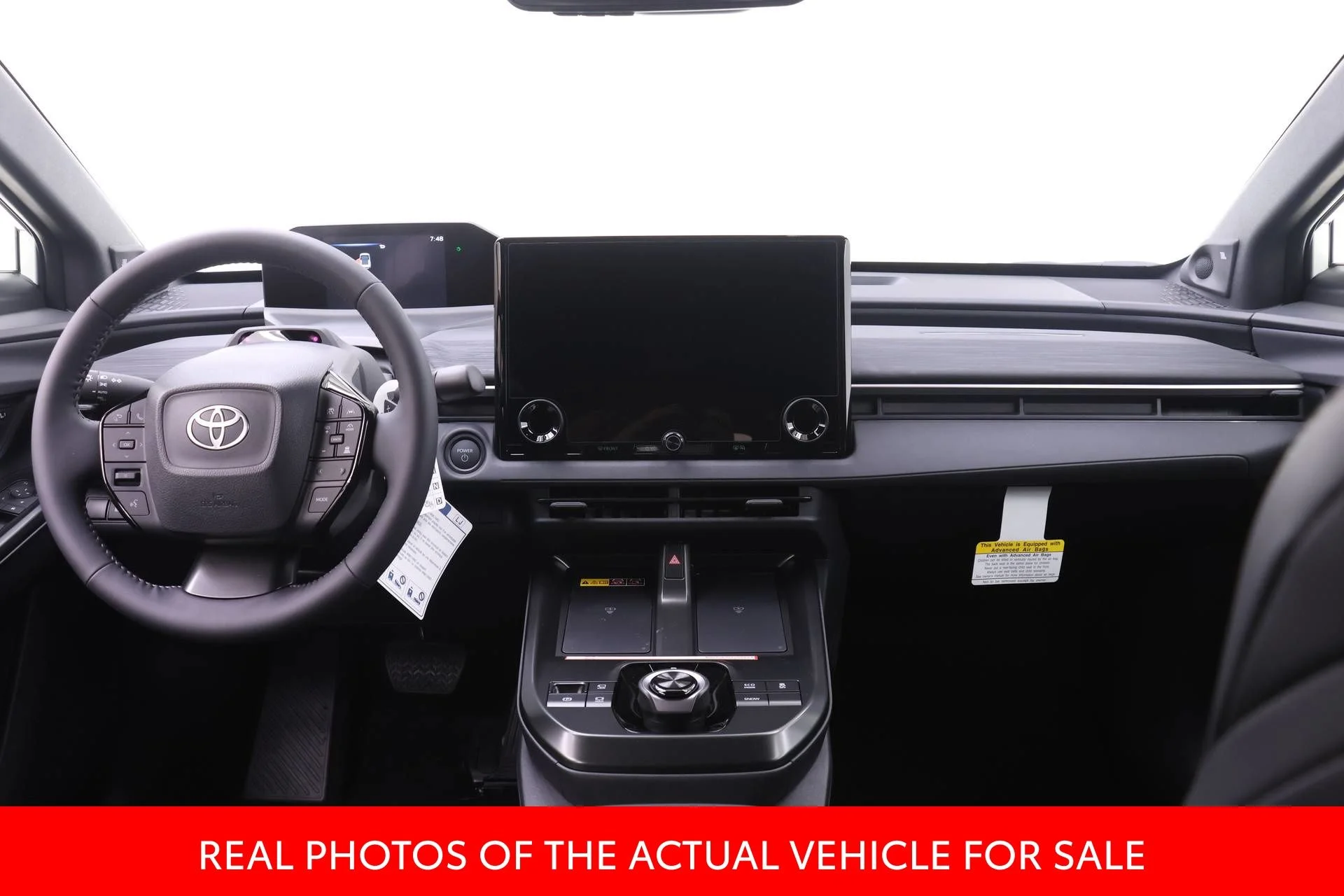 New 2026 Wind Chill Pearl <sup>1</sup> Toyota  XSE image 5