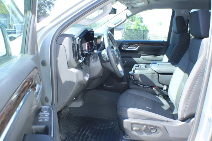 2023 GMC Sierra 1500 Elevation - Photo 17