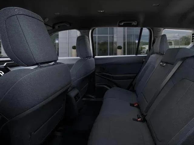New 2026 Diamond Black Crystal Pearl-Coat Exterior Paint Jeep Laredo image 50