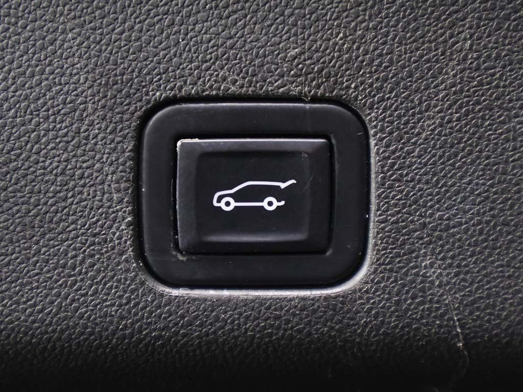 2021 Chevrolet Tahoe Z71 - Photo 17