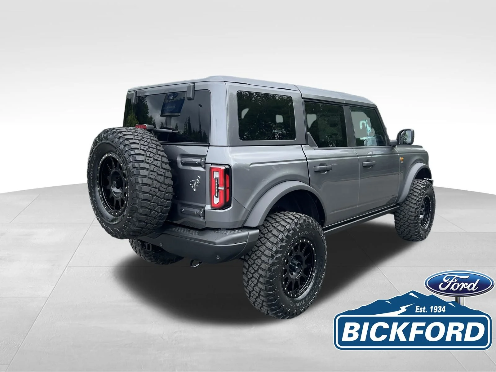 New 2025 Gray Ford Badlands image 5