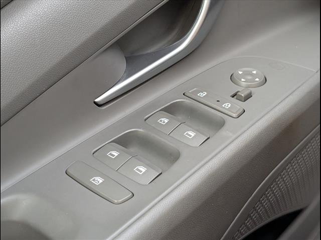 2023 Hyundai Elantra SEL - Photo 19