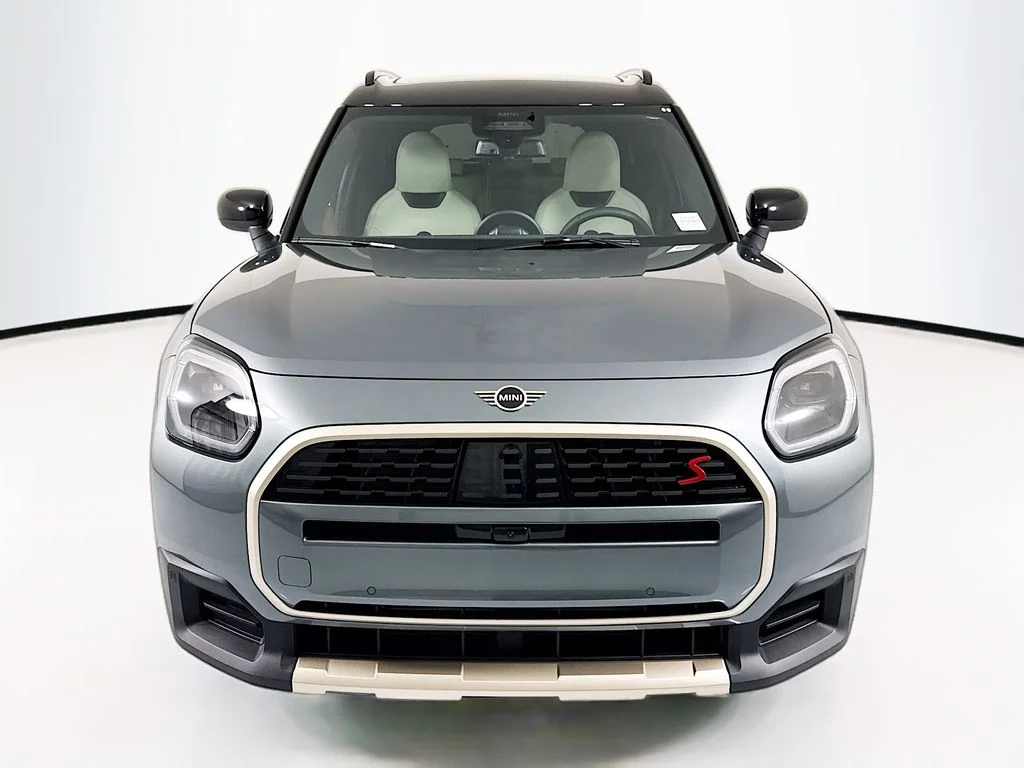 New 2027 Smokey Green Metallic MINI Iconic image 2