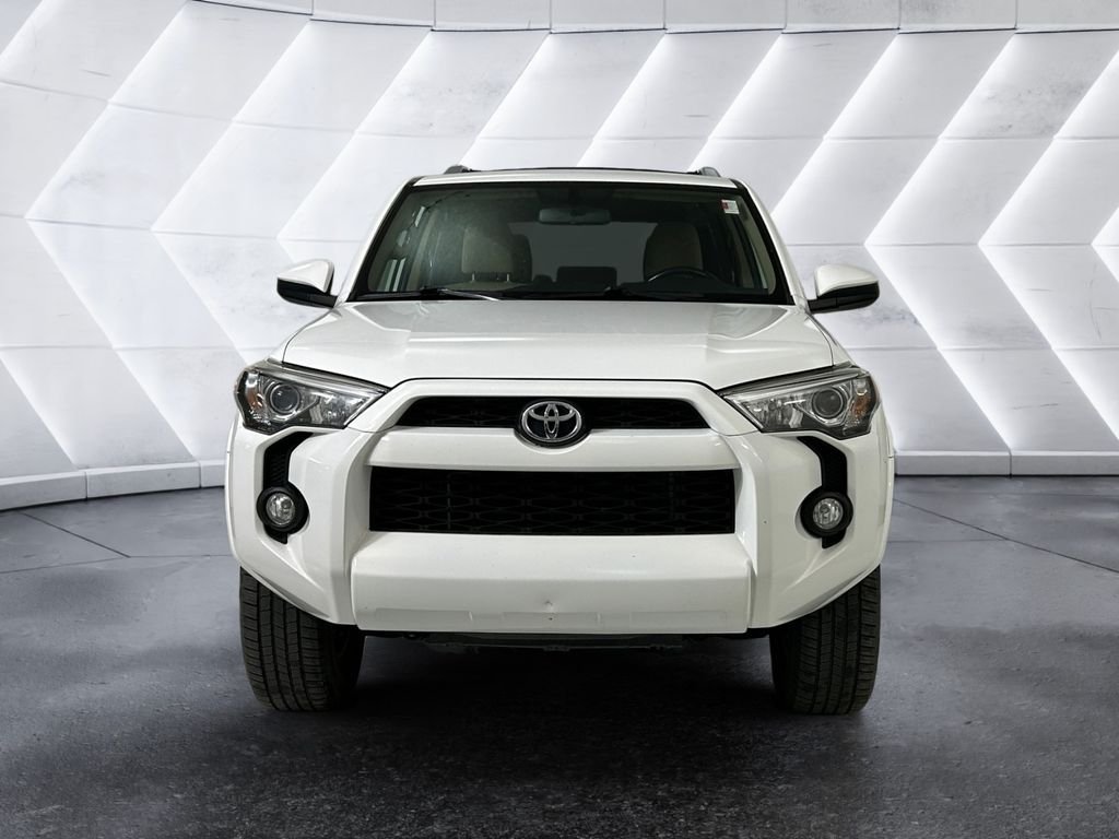 Used 2014 White Toyota SR5 image 2