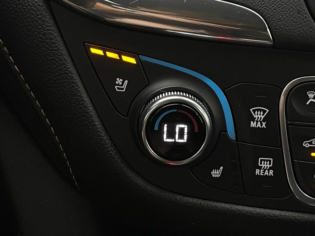 Used 2020 SILVER ICE METALLIC Chevrolet Premier image 5