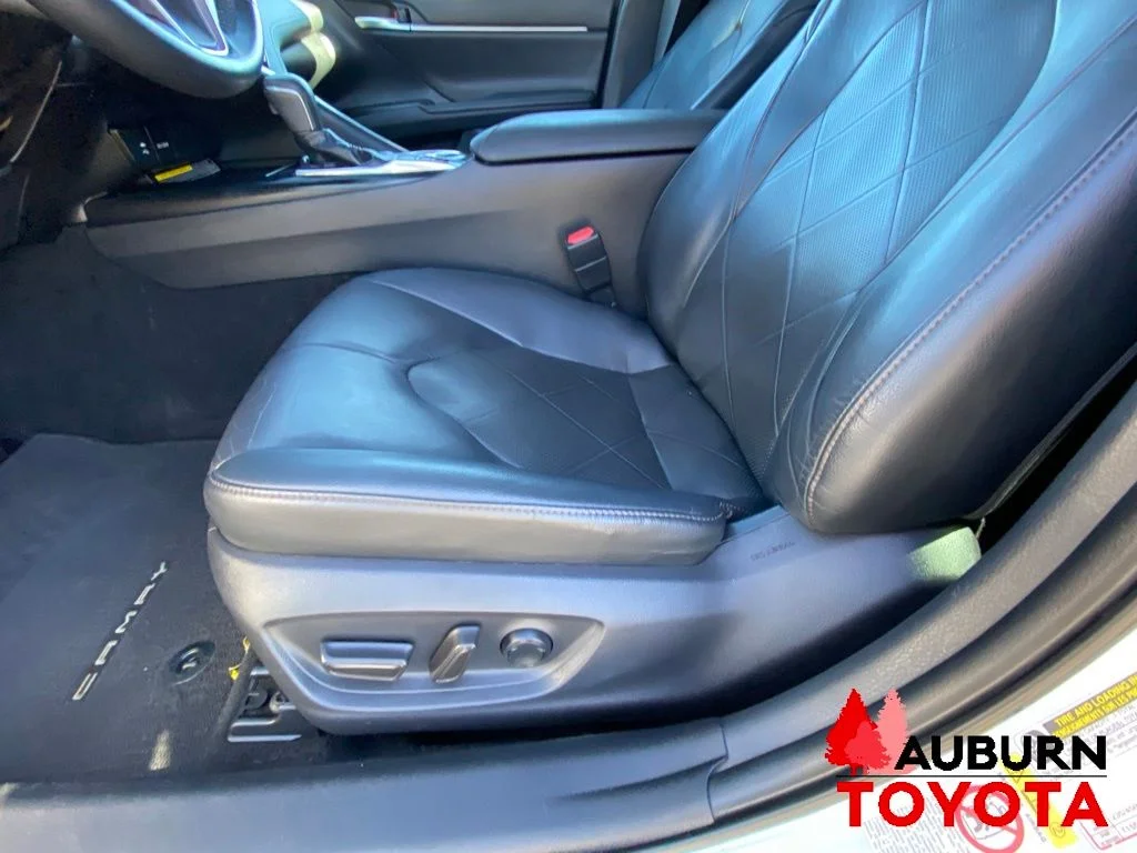Certified Used 2019 Wind Chill Pearl Toyota XLE image 32