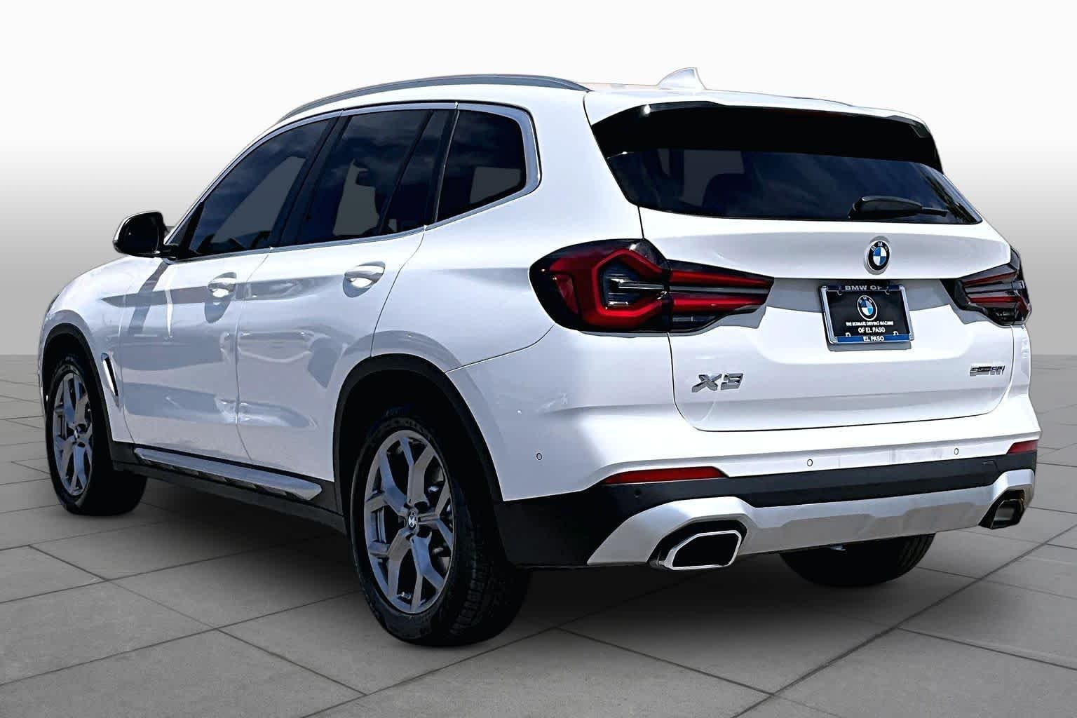 Used 2023 Alpine White BMW sDrive30i image 11
