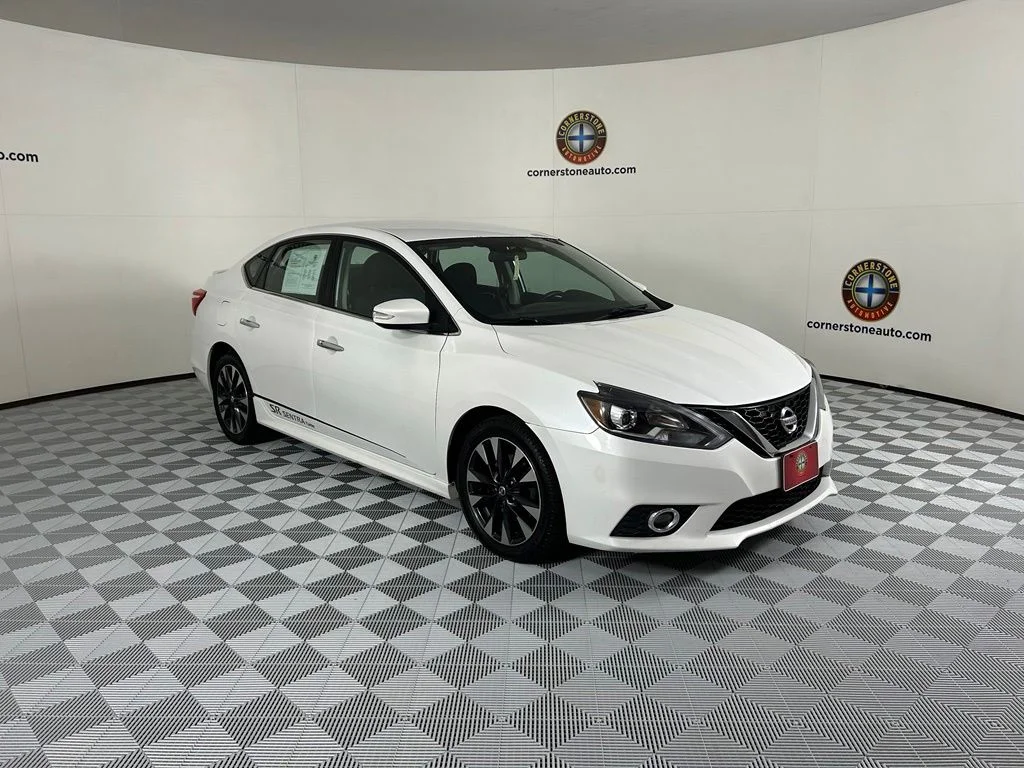 Used 2017 White Nissan SR image 14