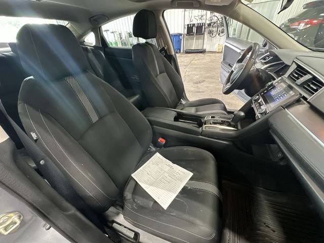 Used 2016 Silver Honda EX-T image 32