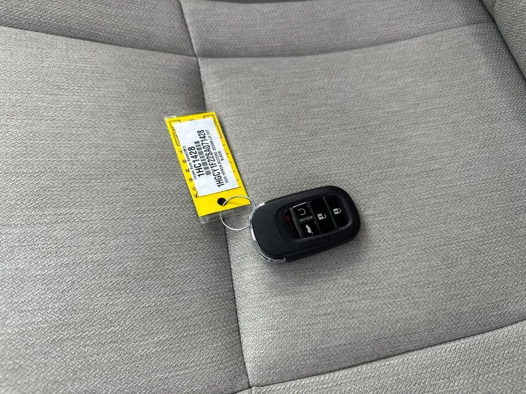 Used 2025 Black Honda LX image 20