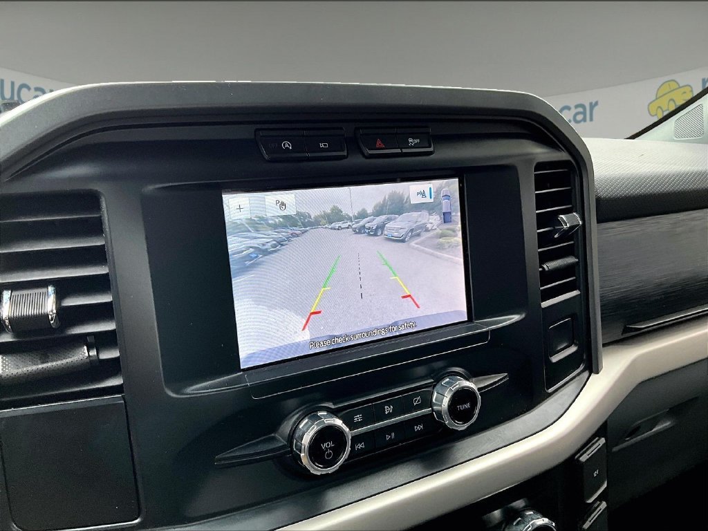 Used 2021 White Ford XLT image 19