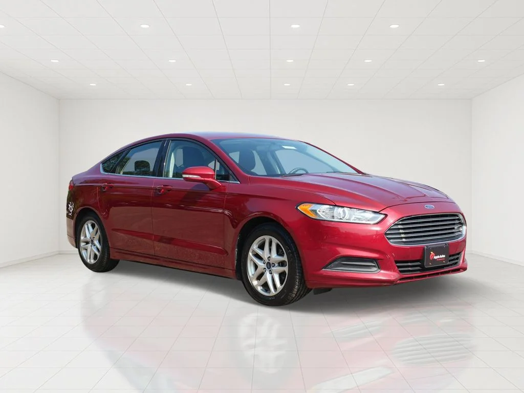 Certified Used 2015 Red Ford SE image 1