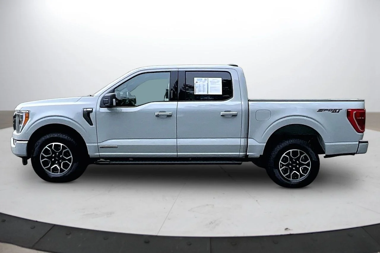 Certified Used 2023 White Ford XLT image 5