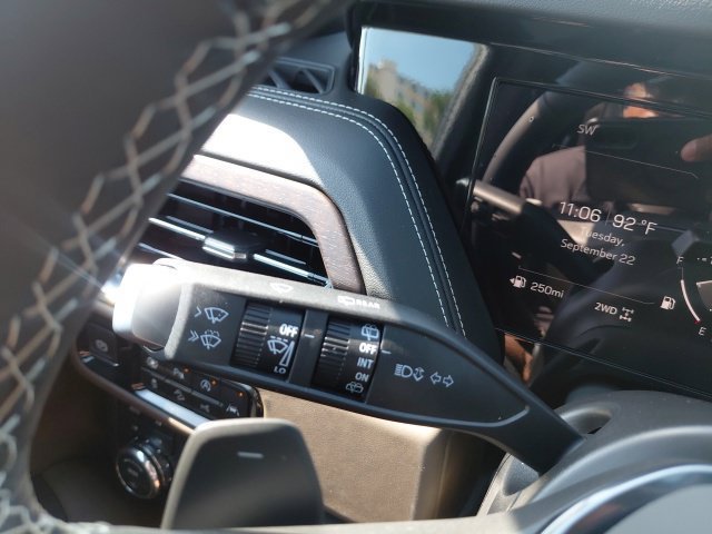New 2026 Glacier White Tricoat GMC Denali Ultimate image 32