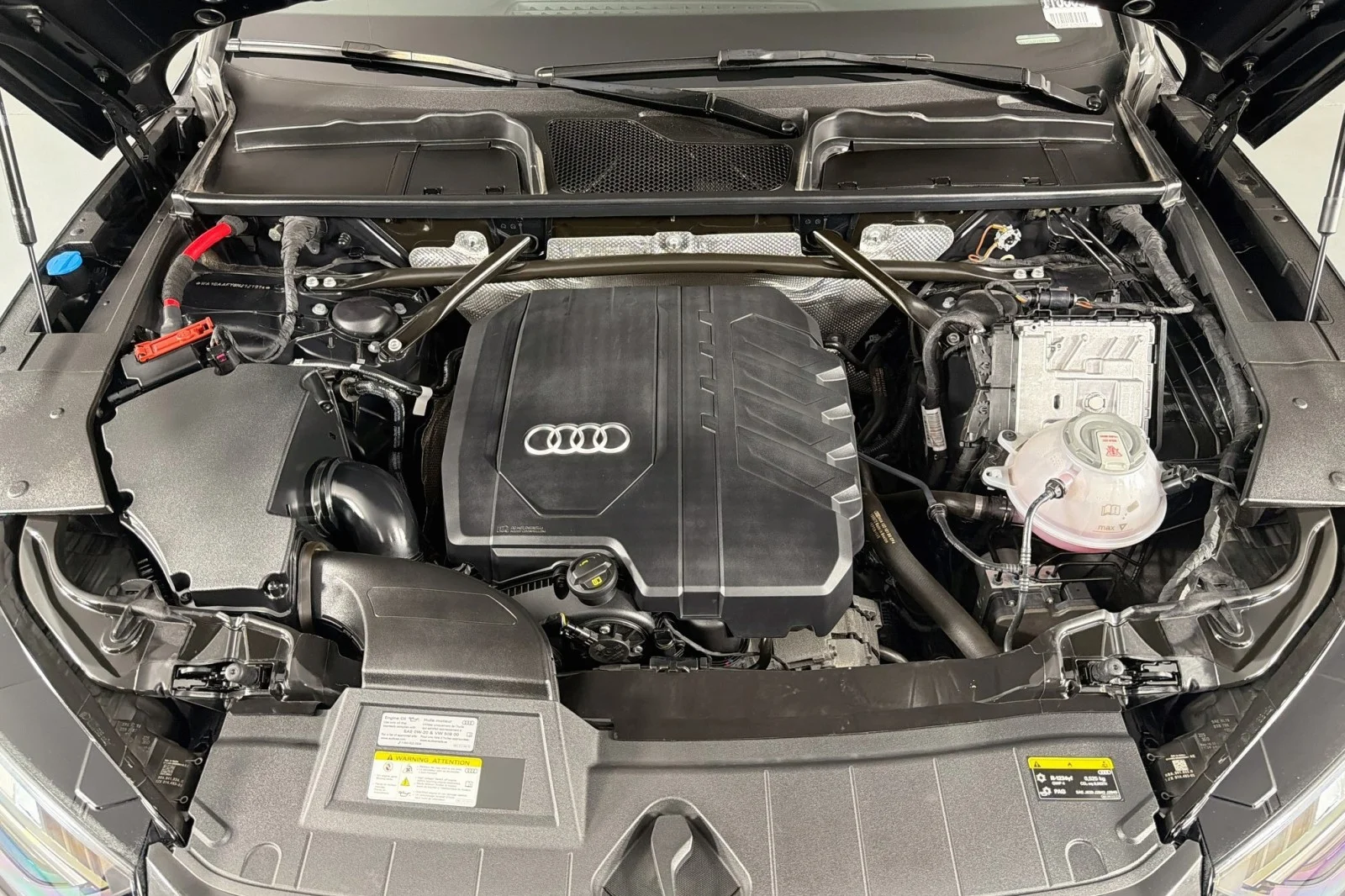 Used 2022 Mythos Black Metallic Audi S line image 11