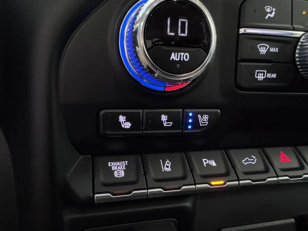 2020 GMC Sierra 3500 Denali HD Denali - Photo 25