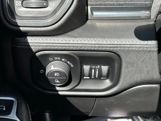 Used 2019 Black Ram Limited image 32