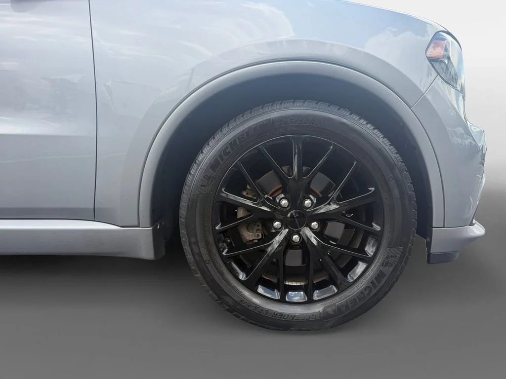 Used 2015 Silver Dodge R/T image 16