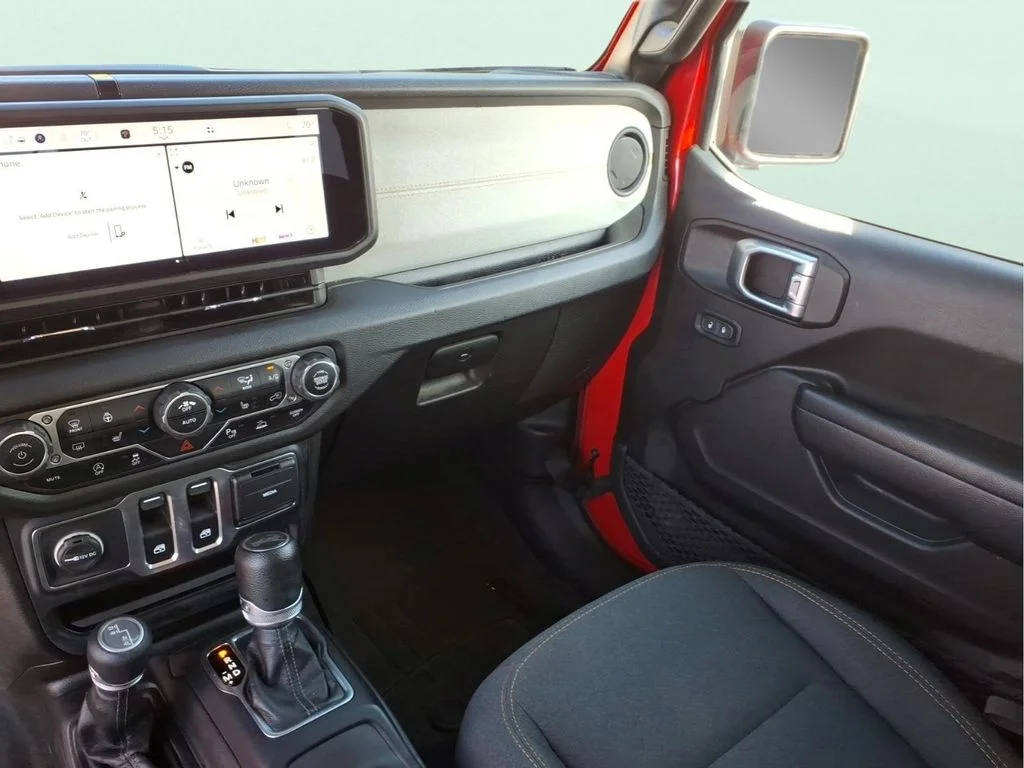 Used 2024 Red Jeep Sport S image 19
