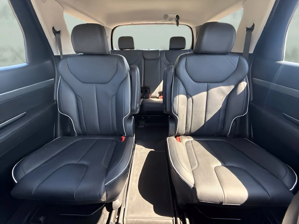 Used 2023 White Hyundai SEL image 10