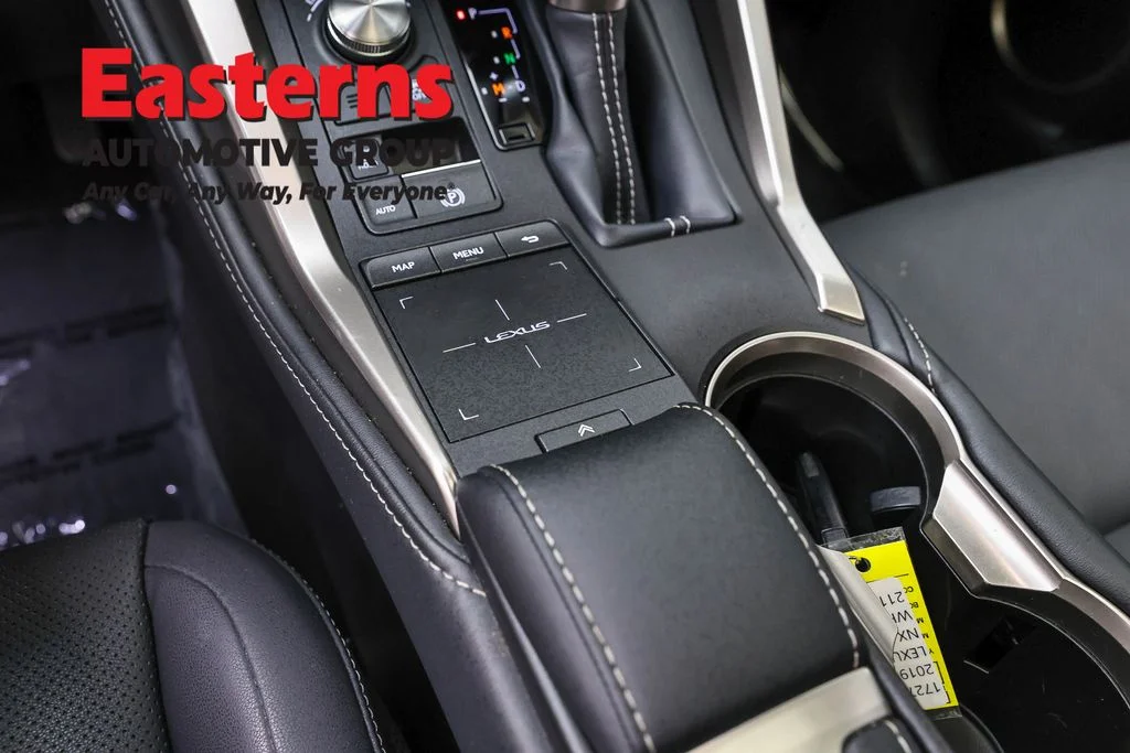 Used 2019 White Lexus 300 Base image 21