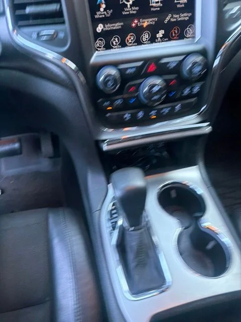 Used 2018 Black Jeep Altitude image 7