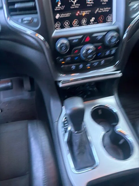 Used 2018 Black Jeep Altitude image 7