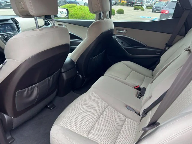 Used 2018 Gray Hyundai 2.4 Base image 28